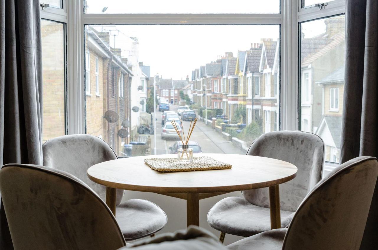 Central Chic Margate Apartment, Edge Of Old Town! Экстерьер фото